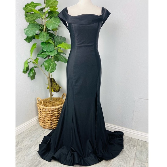 Amelia Couture Black Body Con Mermaid Off Shoulder Prom Event Elegant Slit Dress - Picture 3 of 8